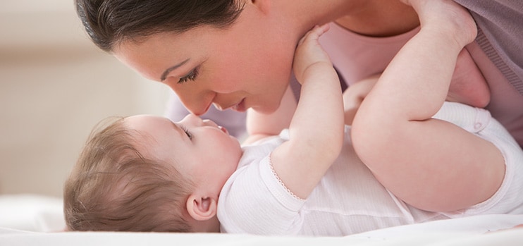 Philips AVENT - Mensterilkan perlengkapan makan bayi