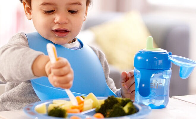 Pilihan makanan dengan tekstur lebih kasar untuk bayi Anda