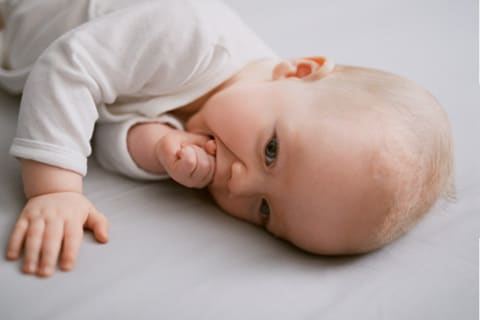 Tips Ketika Bayi Menolak Dot