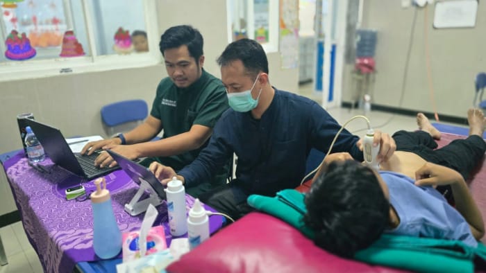 Philips dukung PERKI raih rekor MURI lewat deteksi dini penyakit jantung bawaan secara serentak di 27 kota di Indonesia