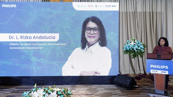 Dr. L Rizka Andalucia, Direktur Jenderal Farmasi